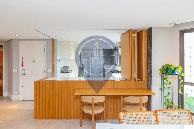 Imagem Apartamento de Alto Padrão à Venda em Indianópolis, São Paulo-SP: 3 quartos, 3 suítes, 2 salas, 5 banheiros, 3 vagas, 172m².