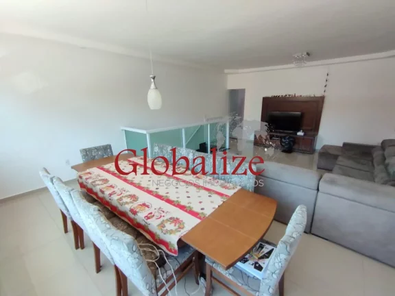 Imagem Casa sobreposta alta com 3 dormitórios, 2 vagas de garagem na Vila belmiro em Santos por R$ 910.000,00
