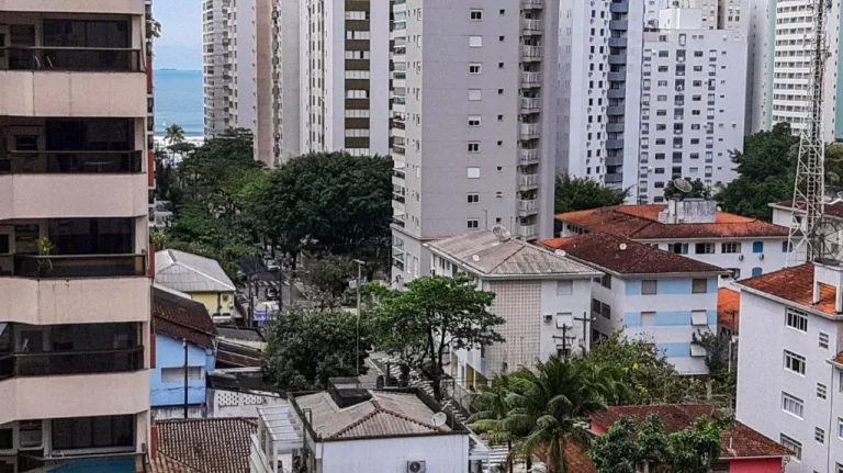 Imagem Pitangueiras - Alto padrão - Reformado - 200 m² úteis - Lazer.