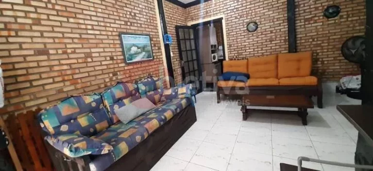 Imagem Casa com 3 dormitórios à venda, 100 m² por R$ 420.000,00 - Peró - Cabo Frio/RJ
