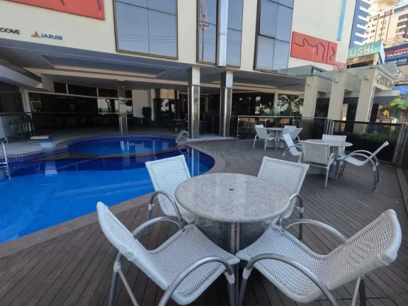 Imagem Apartamento frente mar com 3 suítes e 3 vagas de garagem em Balneário Camboriú/SC