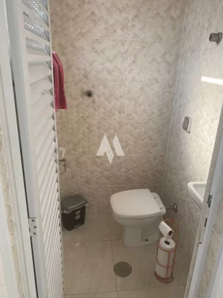 Imagem Apartamento Embaré - Com 2 quartos (01 suíte) e dependência completa - Próximo ao Canal 5 -