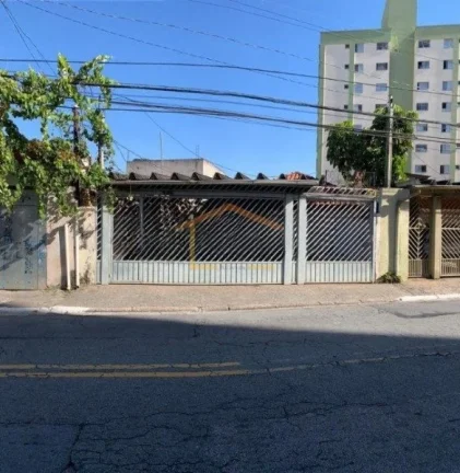 Imagem Casa com 300m² de área construída, 3 dormitórios amplos e arejados, sala para 2 ambientes, 3 ban...