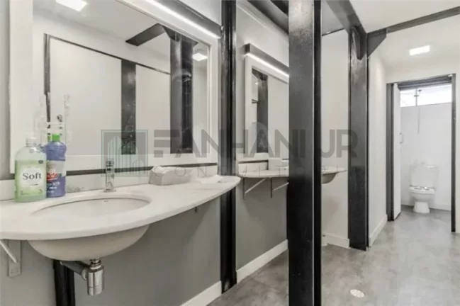 Imagem Excelente Casa Comercial para Locação em São Paulo-SP, Jardim Paulista: 15 Salas, 8 Banheiros, 8 Vagas de Garagem, 1.033m².