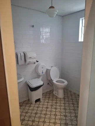 Imagem Salão comercial em local bem movimentado de 138 m² no bairro Jardim em Santo André - SP