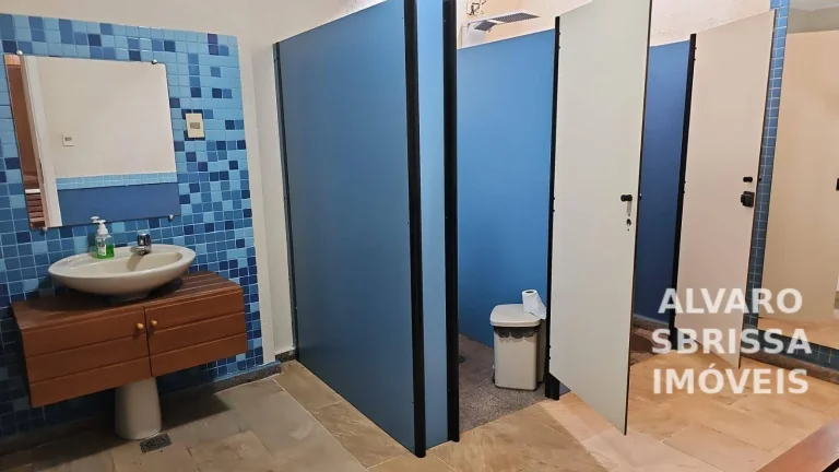 Imagem Apartamento com 4 vagas, 4 dormitórios sendo 2 suítes, todos com armários, portas balcões, venezianas automáticas e lindas vistas. 287m2. 1 por andar