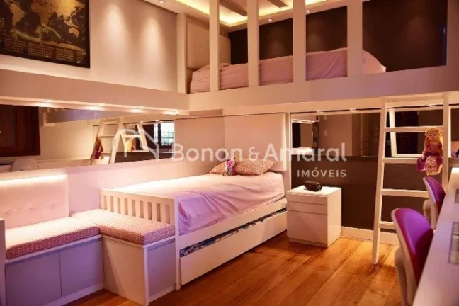 Imagem Sofisticação e privacidade em cada detalhe

Esta esplêndida residência oferece ambientes elegant...