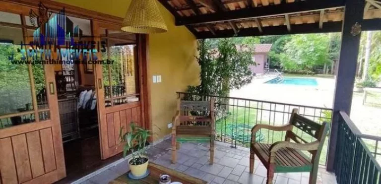 Imagem CASA 330m², TERRENO 1.500m². IMPECÁVEL E COM MUITO CHARME -