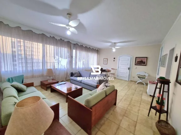 Imagem PITANGUEIRAS- UMA QUADRA DO MAR , AMPLO APARTAMENTO , GARAGEM DEMARCADA NO PRÉDIO.