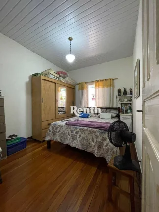 Imagem Casa com 3 dormitórios à venda, R$ 550.000 - Centro - Rio Claro/SP