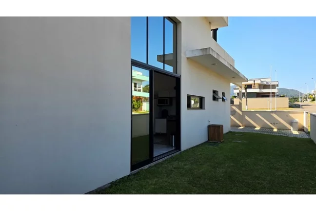 Imagem RVRP 980 Casa 590441066-43 - Casa à venda no bairro São João do Rio Vermelho - Florianópolis/SC