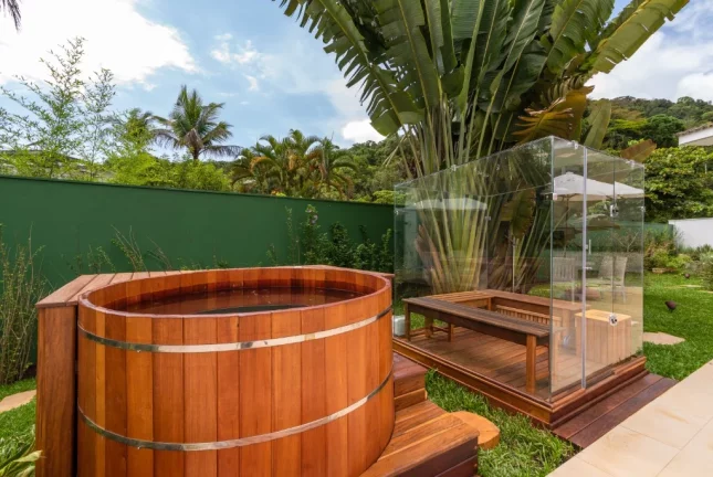Imagem Casa 4 quartos em Guarujá SP, Casa em condomínio fechado em Guarujá SP, casa térrea em Guarujá SP, casa de alto padrão em Guarujá SP, casa no litoral