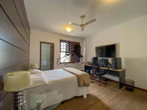 Imagem Casa de 5 Quartos no Bairro Bandeirantes