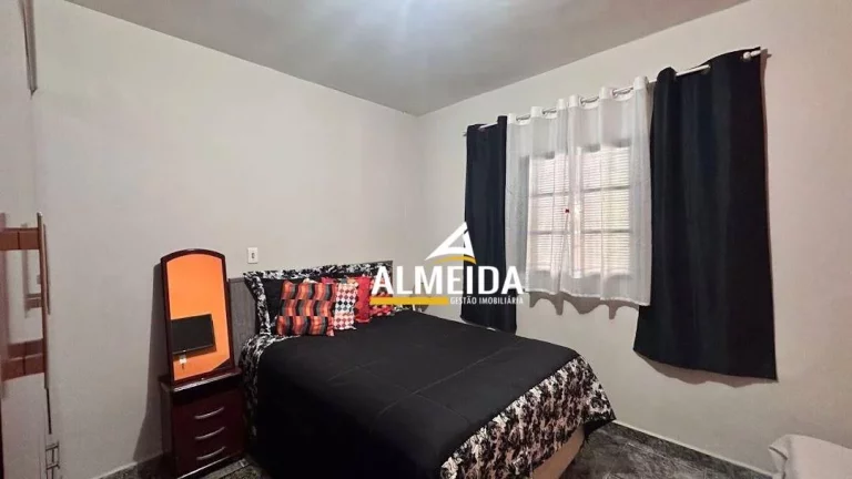 Imagem Casa com 3 dormitórios à venda, 150 m² por R$ 350.000,00 - Jardim Floridiana - Rio Claro/SP