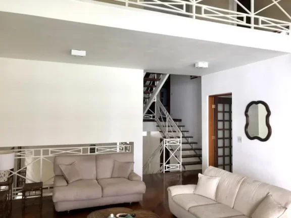 Imagem Casa no Res. Alpha 9 - 300m²