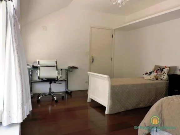 Imagem Casa com 4 suites em 5 mil m²! Lazer e privacidade! Energia solar!