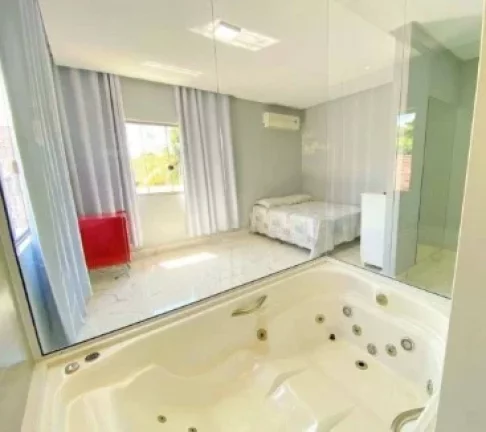 Imagem Casa Duplex com 5 quartos toda em alto padrão na Praia do Morro