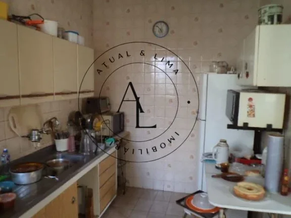 Imagem Casa Versátil com 3 Dormitórios: Ideal para Uso Comercial ou Residencial!