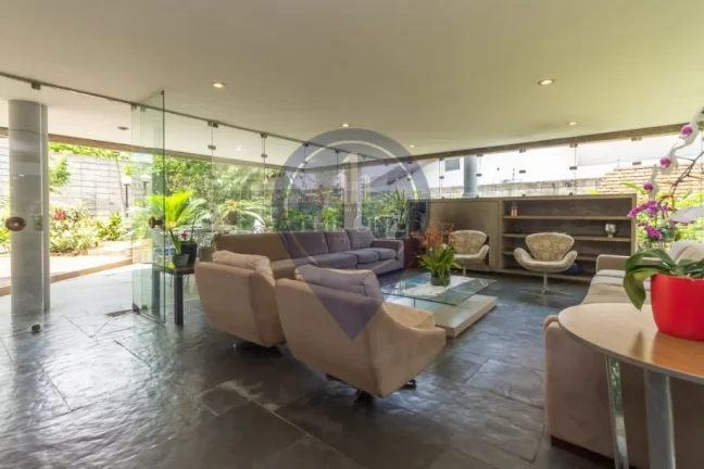Imagem Imperdível Casa à Venda na Vila Ida, São Paulo-SP: 3 Quartos, 1 Suíte, 2 Salas, 3 Banheiros, 4 Vagas, 311 m². Venha Conferir!