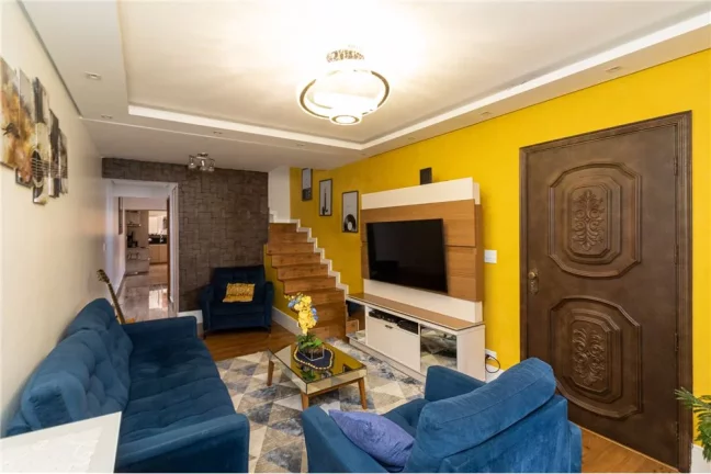 Imagem Casa Charmosa e Acolhedora no Jardim Pirituba, com Área Gourmet Completa e Suíte com Varanda Privativa