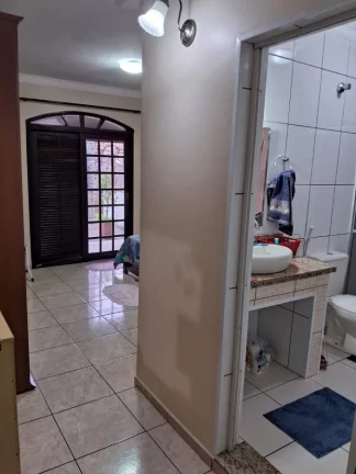 Imagem Sobrado para Venda em Santo André / SP no bairro Parque Gerassi