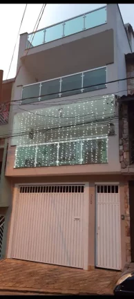 Imagem Sobrado 3 dormitorios 4 vagas troco por casa ou Apto Menor Valor