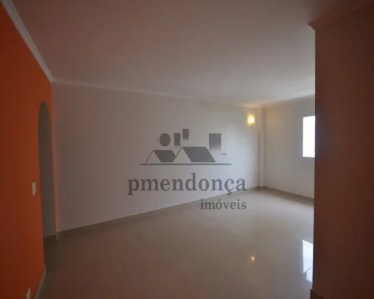 Imagem Apartamento em perfeito estado de conservação, piso em porcelanato, living para 02 ambientes, banh...