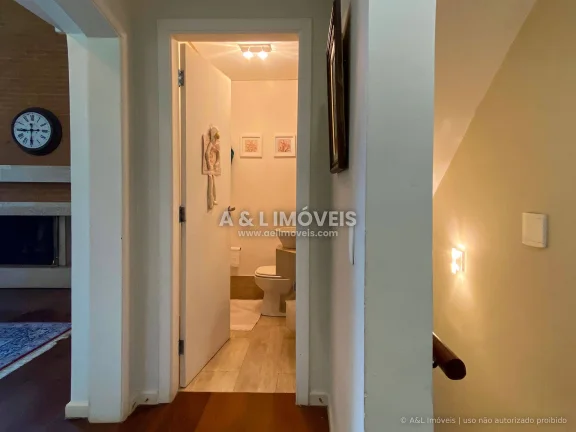 Imagem Casa em Campos do Jordão | Alto Capivari | 700 m² | 6 Suítes
