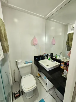 Imagem Apartamento à venda no Stiep, Salvador-BA: 3 quartos, 1 suíte, 1 sala, 2 banheiros, 1 vaga e 70m². Confira!