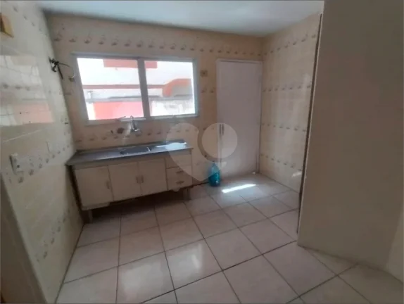Imagem Casa à venda com 3 quartos, sendo 1 suíte, no condomínio Alameda do Eucaliptos, São Paulo - SP