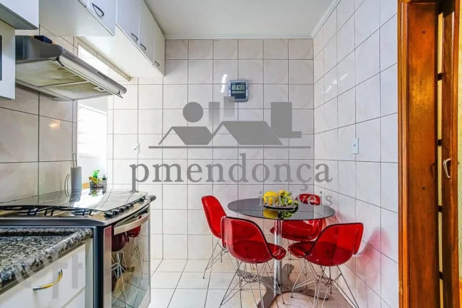 Imagem Apartamento em Pinheiros com 3 quartos (1 suí­te) e 1 vaga, 111m².
