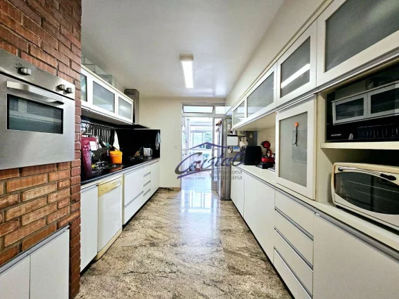 Imagem Apartamento com 3 dormitórios (1 suíte) à venda, 187 m² - Itaim Bibi - São Paulo/SP