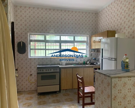 Imagem Casa com 3 dormitórios à venda, 250 m² por R$ 600.000 - Praia das Palmeiras - Caraguatatuba/SP