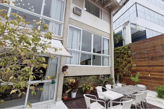 Imagem Casa com 4 Quartos à Venda, 290 m² em Vila Progredior - São Paulo
