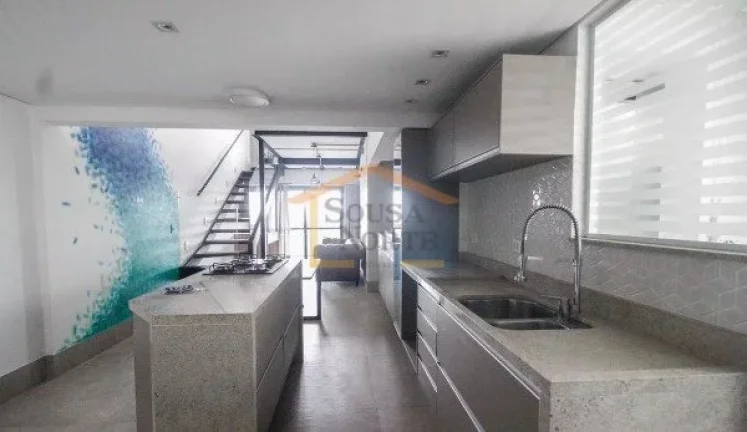 Imagem Cobertura 150m², 2 pavimentos, 3 dormitórios, 3 banheiros, armários planejados, sala de estar, sa...