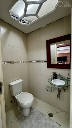 Imagem Apartamento com 200m2, 3 dormitórios (1 suíte) e 2 vagas demarcadas a venda no Bela Vista, São Paulo