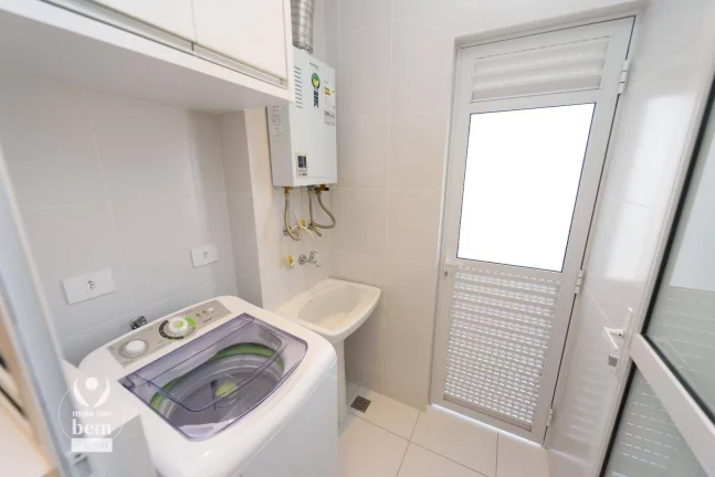 Imagem Apartamento com 3 quartos (1 suíte), sacada com churrasqueira à venda por R$ 777.000 - Mercês - Curitiba/PR