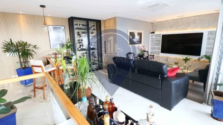 Imagem Cobertura de luxo à venda em Pinheiros, São Paulo-SP: 1 quarto, 1 suíte, 138m² e 2 vagas de garagem
