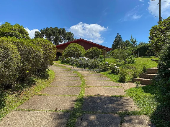 Imagem Casa à venda em Campos do Jordão - Em estilo rústico de tijolinho avista