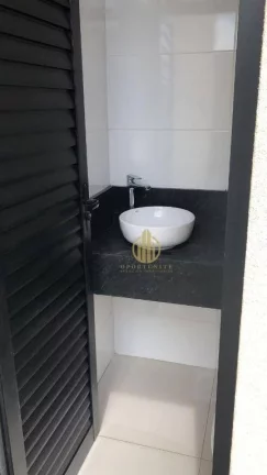 Imagem Casa térrea com 3 suítes e piscina no condomínio Vila RomanaVila Romana