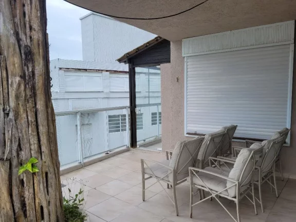 Imagem PITANGUEIRAS - COBERTURA PENTHOUSE COM 400 M², EXCELENTE COBERTURA REFORMADA, 01 VAGA DE GARAGEM, AMPLO E ESPAÇOSO.