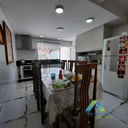 Imagem RUDGE RAMOS SOBRADO 162 METROS, 3 DORMITORIOS, 2 VAGAS ESPAÇO GOURMET com ótima localização e valor !!!