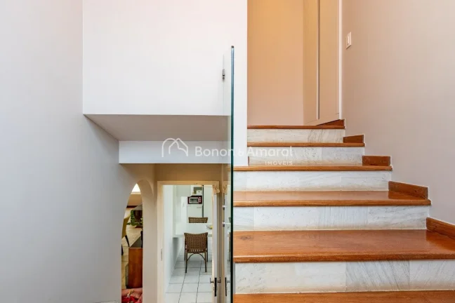 Imagem Descubra esta casa aconchegante, ampla e moderna!

Procurando um lar que combina estilo, conforto e ...