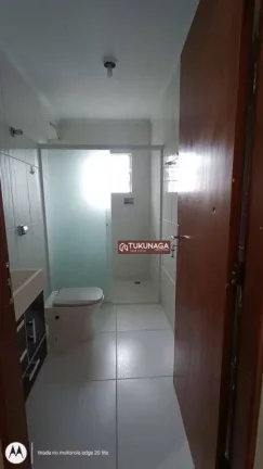Imagem Sobrado com 3 dormitórios para alugar, 134 m² por R$ 2.241,08/mês - Cidade Soberana - Guarulhos/SP