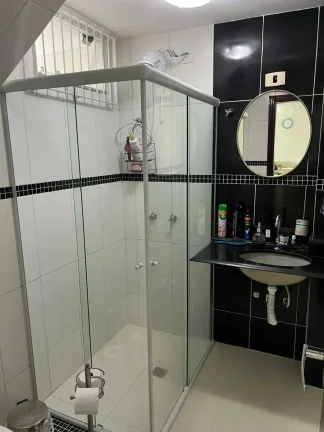 Imagem Sobrado com 2 quartos e 2 vagas de garagem na Praia de Taquaras em Balneário Camboriú