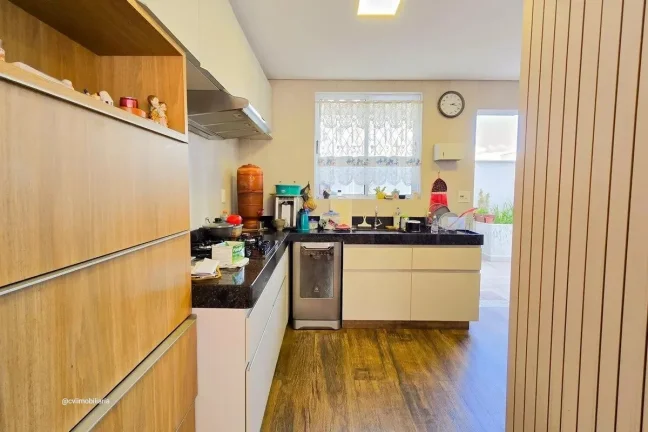 Imagem Apartamento espaçoso com 142m², ideal para quem busca conforto, funcionalidade e ambientes amplos ...