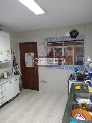 Imagem Vendo Oportunidade em Interlagos região da Cidade Dutra. Sobrado 3 Dormitórios com Armários, Suíte, Cozinha com Armários, 2 vagas, Área 250m2, Área Gourmet com Churrasqueira coberta, valor R$ 630 mil para venda.