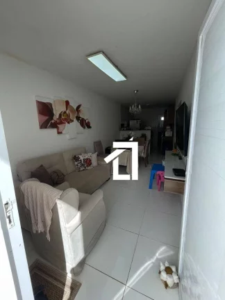 Imagem Casa Solta em Condomínio Residencial – 2 Quartos (1 Suíte) | 70m² | Tabuleiro do Pinto