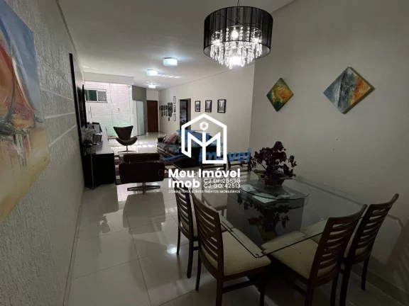 Imagem CASA 4 Quartos 3 Suítes 2 Vaga 400m² Armários Piscina aquecida Jardim