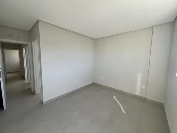 Imagem Apartamento 03 quartos, sendo 01 suíte novo e pronto para morar, na Praia de Gravatá em Navegantes SC. Adriano Carpes Imóveis Vende